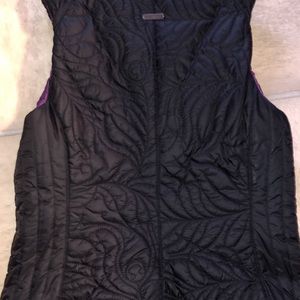 Lululemon Reversible vest.